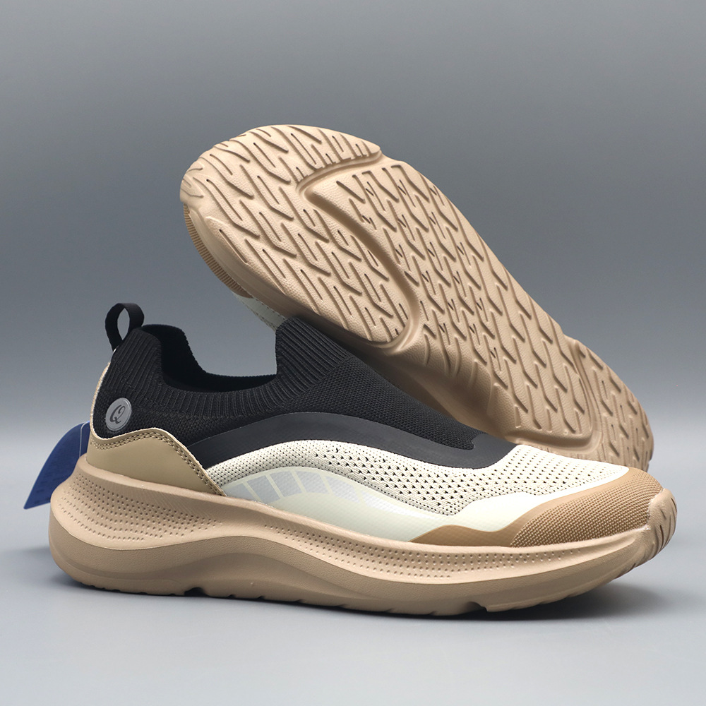 Nouvelles chaussures de printe - Running Cap Lightweight avis et prix